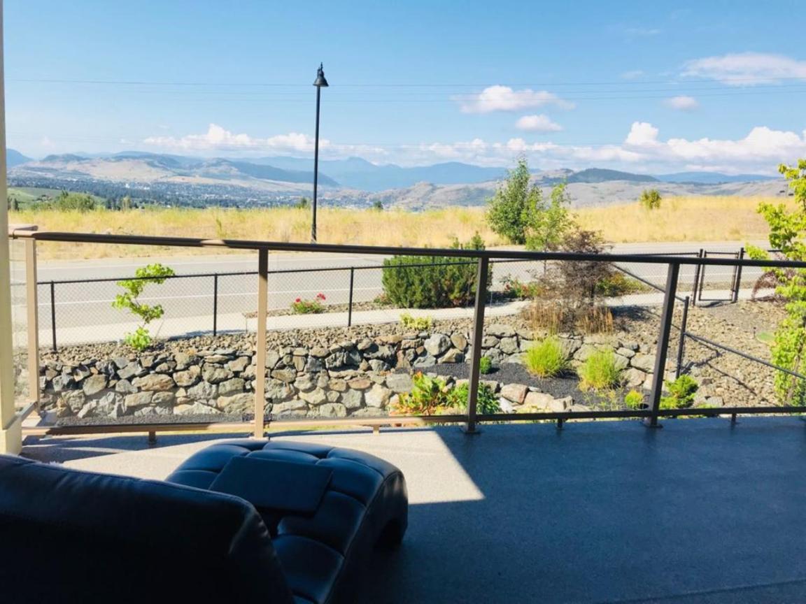 Vernon Home With True Okanagan Lifestyle Exteriör bild